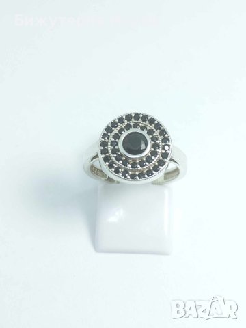 Сребърен пръстен с черни цирконий, снимка 1 - Пръстени - 43091934