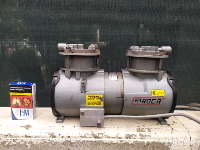 Суха , безмаслена вакуум помпа - компресор GAST -USA