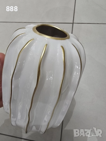 ваза, снимка 2 - Вази - 52417984