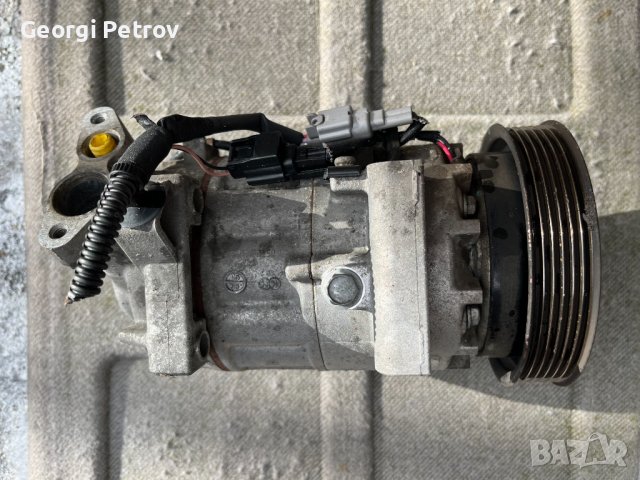 RENAULT- Компресор за климатик - 926002352R, снимка 2 - Части - 43309327