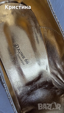 Златни обувки на ток, снимка 4 - Дамски обувки на ток - 51971928