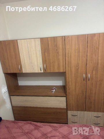 Скрин с две чекмеджета,ракла,гардероб и три шкафа за дрехи