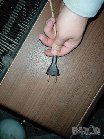 Рядък телевизор с кинескоп - РАБОТЕЩ в перфектно състояние, снимка 14 - Антикварни и старинни предмети - 37130787