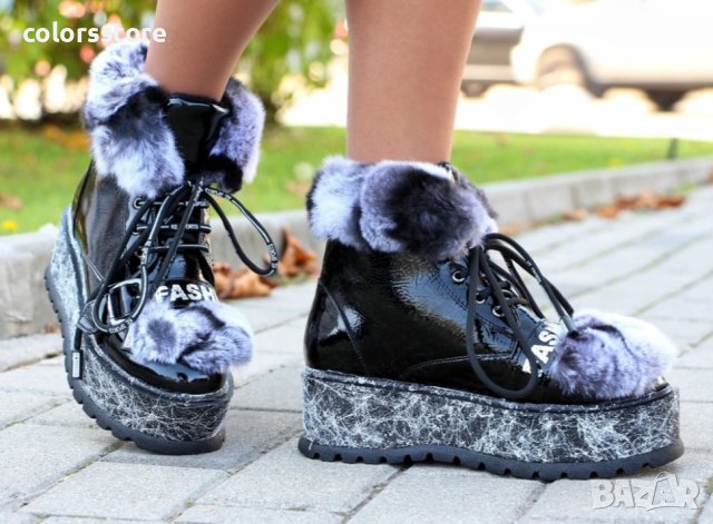 Боти на платформа - черни с ЕСТЕСТВЕН пух - PUH