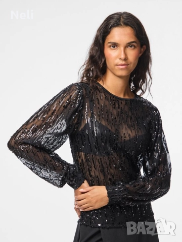 Черна блуза с Пайети