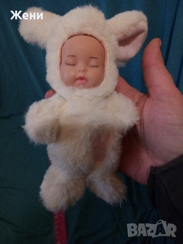 Кукла Ashton Drake с костюм на зайче, снимка 1