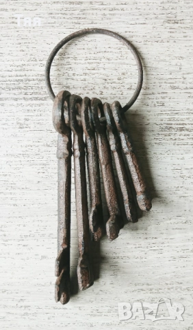 Стари големи ключове , снимка 5 - Антикварни и старинни предмети - 52720244