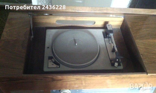 Радиограмофон Акорд 102, грамофон, снимка 2 - Антикварни и старинни предмети - 26708761