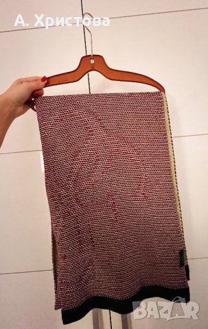 GUESS шал, снимка 6 - Шалове - 43710070