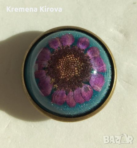 Дамски пръстени с естествени цветя в смола. Идея за подарък. Различни видове., снимка 8 - Пръстени - 32884300