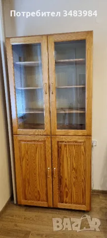 Шкаф витрина, снимка 1
