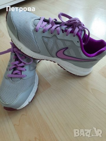 Оригинални дамски маратонки NIKE , снимка 2 - Маратонки - 37221909
