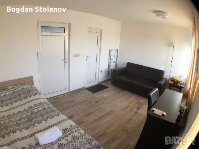 Апартамент за нощувки в центъра на Бургас - самостоятелна стая, снимка 2 - Квартири, нощувки - 50607012