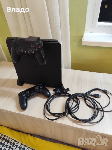 Продавам PS4 Slim 1 TB, снимка 6 - PlayStation конзоли - 48661784