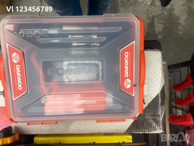Отвертка акумулаторна DAEWOO DAS40 - Li-ion 3.7V - 33бр. аксесоари в кутия - DAEWOO - DAS40, снимка 3 - Отвертки - 52393086