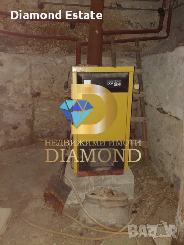 Двуетажна къща в село Дълбок извор, общ. Първомай, снимка 15 - Къщи - 47713160