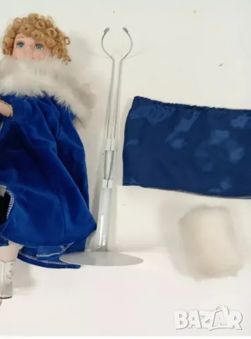 Колекционерска порцеланова кукла сертификат нова,Англия, снимка 9 - Антикварни и старинни предмети - 49416988