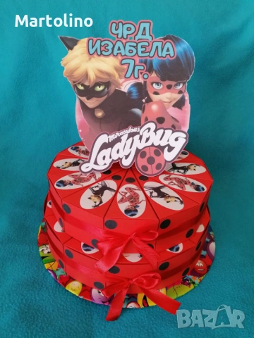 Картонена торта Baby Shark, снимка 3 - Други - 53049198