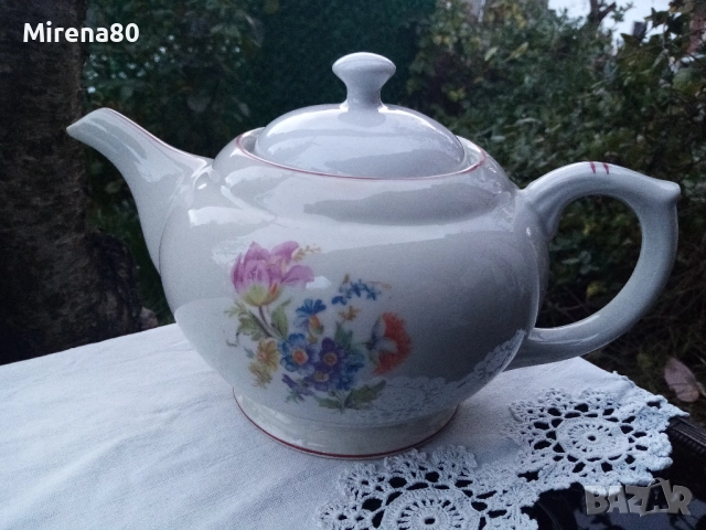 Голям български чайник, снимка 2 - Антикварни и старинни предмети - 52554443