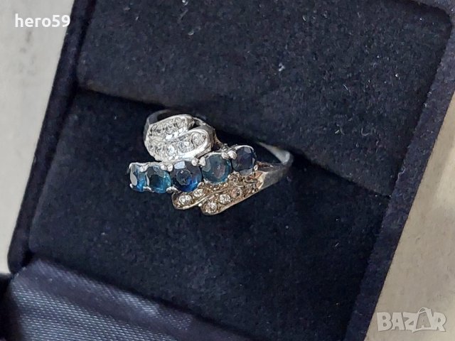 Дамски сребърен пръстен с диаманти и синтетични сапфири , снимка 3 - Пръстени - 43959456