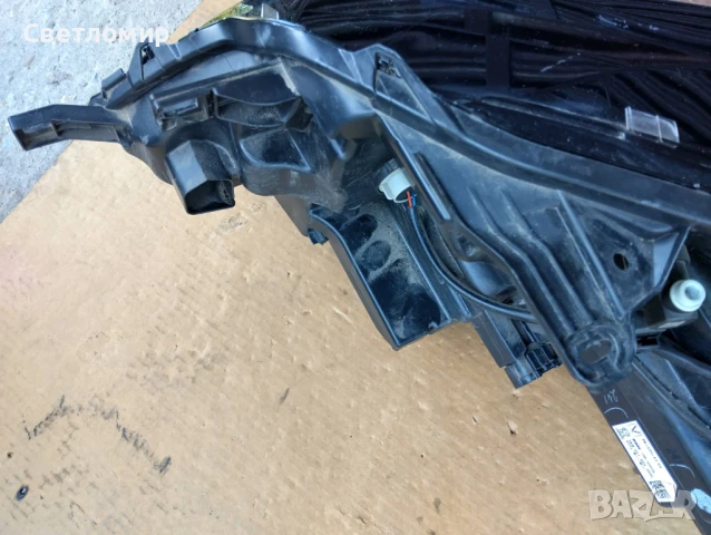 Фар десен за Nissan Qashqai J12, снимка 9 - Части - 51235232