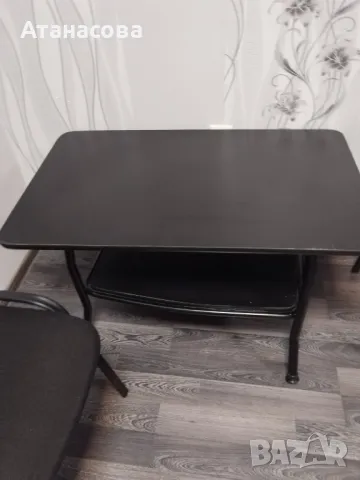 продавам помощна маса 