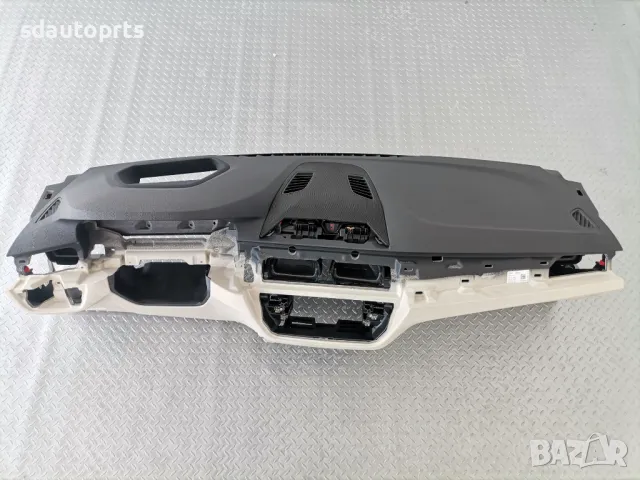 Ново Табло BMW 5 G30 G31 Lci HUD Слонова кост гума