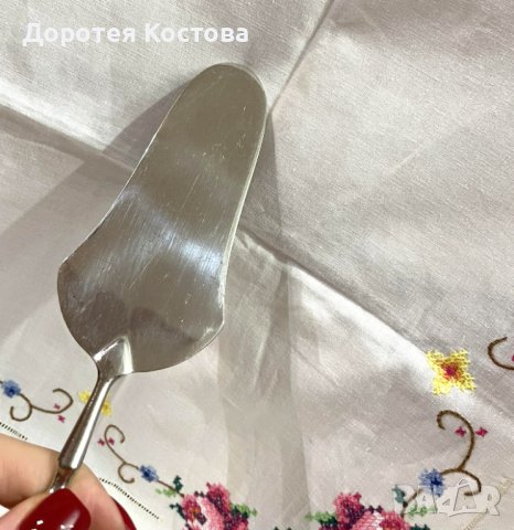 Красива шпатула за сервиране на торта от цветен метал от Англия, снимка 5 - Антикварни и старинни предмети - 43329403