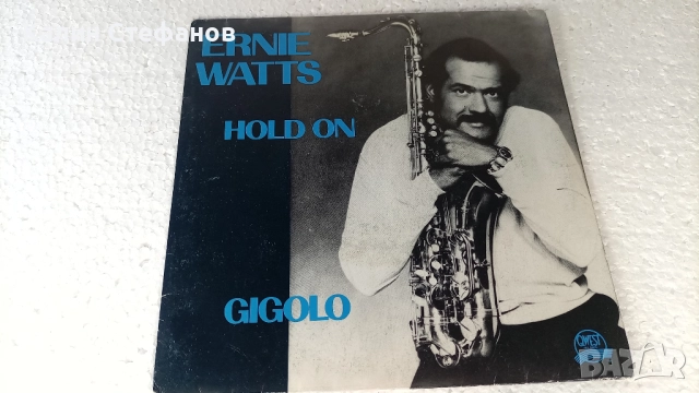 Малка грамофонна плоча, 7 инча, 17.78 см, FRNIE WATTS 1-hold on 2-gigolo, френска преса, снимка 2 - Грамофонни плочи - 51603057