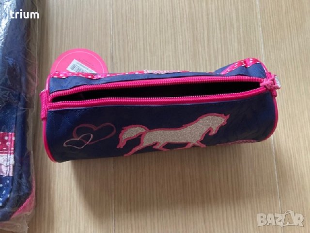 Детска раница и несесер с конче Milky X Kiss, нови, снимка 3 - Раници - 37898887