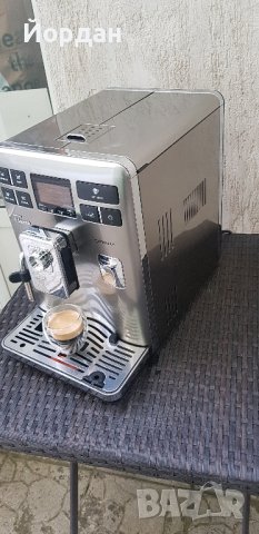 Кафемашина Saeco Exprelia Инокс с БГ Меню. Обслужена! , снимка 4 - Кафемашини - 43645760