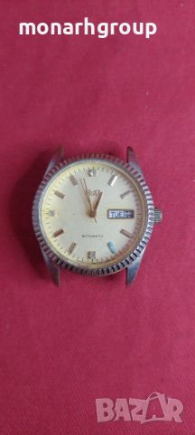 Часовник Q&Q Механичен