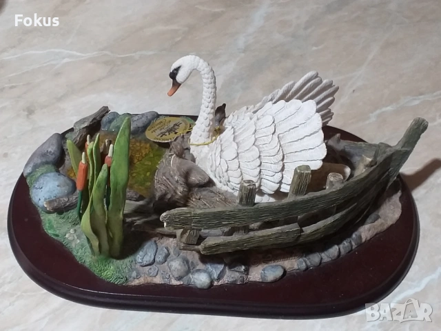 Страхотна красива статуетка фигура лебед на Leonardo, снимка 2 - Антикварни и старинни предмети - 53356087