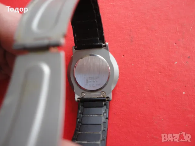 Немски кварцов часовник Junghans Mega, снимка 5 - Мъжки - 49072294