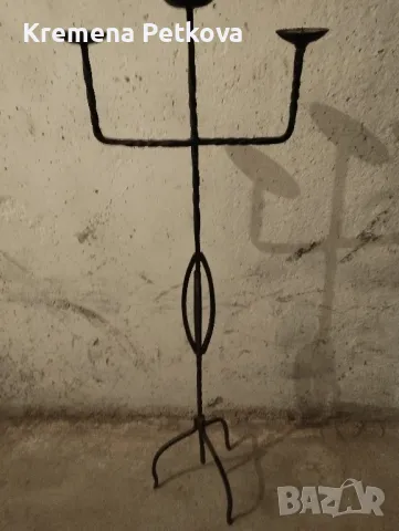 Висок свещник 