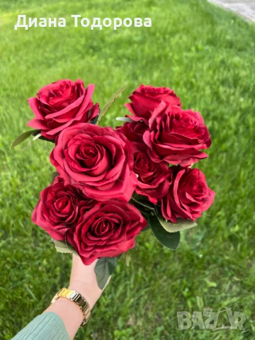 Изкуствени цветя роза с 9 или 10 глави, снимка 7 - Изкуствени цветя - 36558258