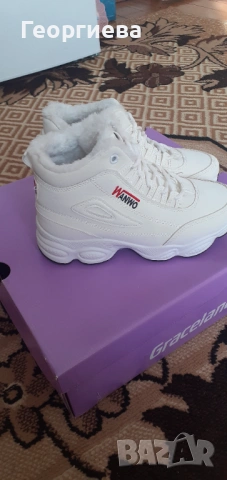 Дамски боти, снимка 2 - Дамски боти - 53141837