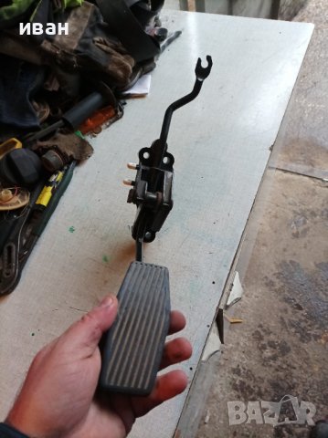 Педал газ за Опел Астра г 1.6 моно инжекция. 75 кс. 98 год. Бензин., снимка 1