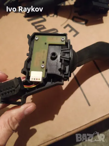 лостче  за светлини 1K0953513 ,VW Golf 5 , 1.4p, снимка 3 - Части - 47558492