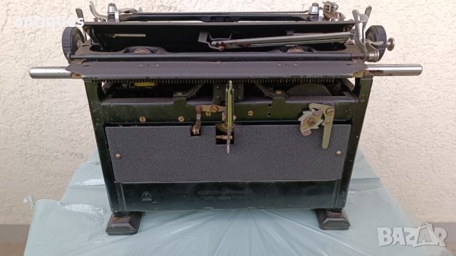 Стара пишеща машина Continental - Made in Germany - 1954 година - Антика, снимка 7 - Антикварни и старинни предмети - 39491413