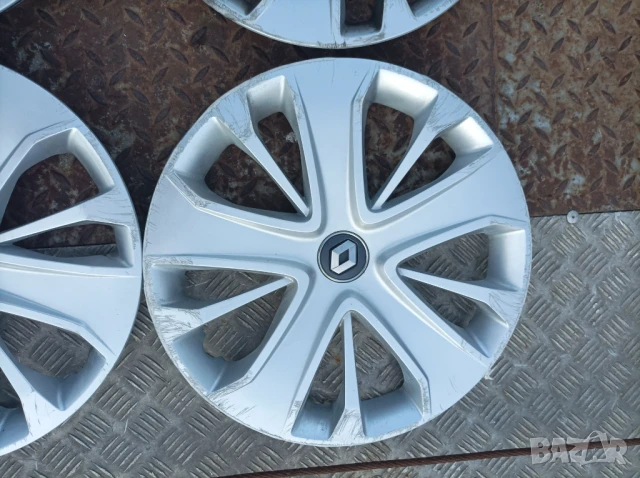 Тасове 15 цола Рено Клио 4, меган 4 2019 година!, снимка 7 - Аксесоари и консумативи - 50822013