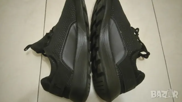 Мъжки маратонки 42 номер