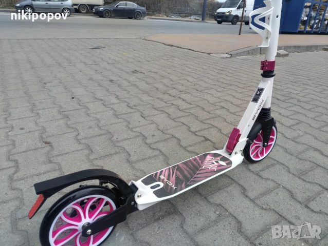 BYOX Детска тротинетка FIORE розов, снимка 8 - Скутери и тротинетки - 53564054