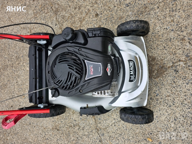 САМОХОДНА КОСАЧКА BRIGGS&STRATTON MAURI. ПЕРФЕКТНА , снимка 12 - Градинска техника - 51840512