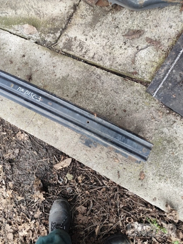 Основа предна броня -Discovery 3 -2.7-190кс-2008г, снимка 2 - Части - 53606777