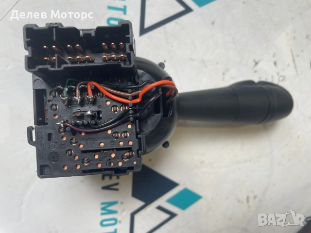 8201167988 лостче за фарове мигачи халогени от Dacia Dokker 1.6i, 109 ph., 5sp., 15 000 km, 2021г., снимка 4 - Части - 52213059