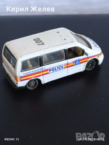 Метална количка ПОЛИЦИЯ Мерцедес Бенц Вито за КОЛЕКЦИЯ ДЕКОРАЦИЯ 51335, снимка 3 - Колекции - 51821944