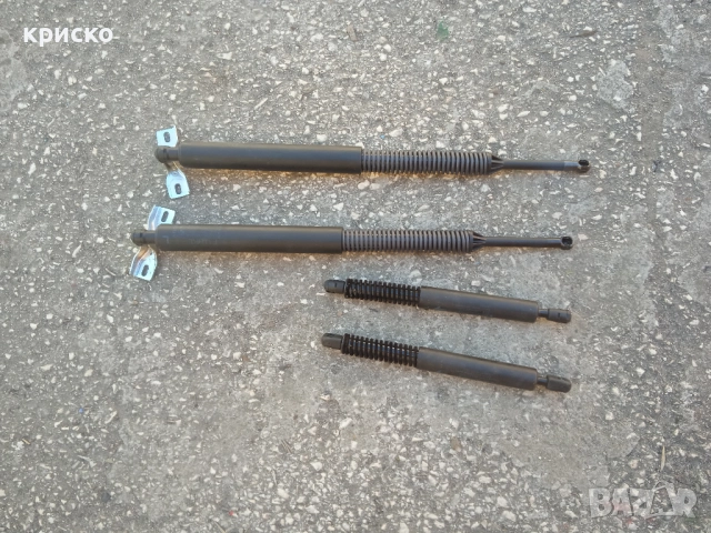 амортисьори багажник бмв 