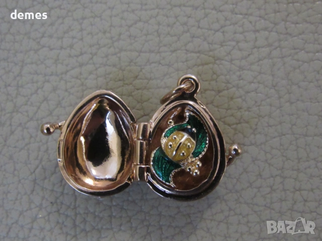 Фино дамско колие с висулка- Яйце Фаберже, ново, снимка 4 - Колиета, медальони, синджири - 53089325