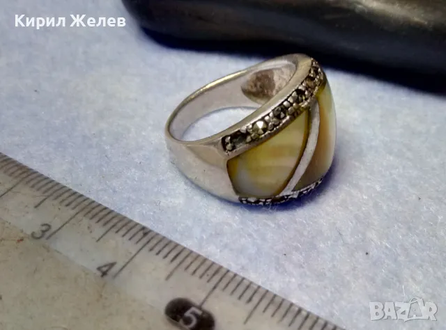 КРАСИВ СРЕБЪРЕН ПРЪСТЕН СРЕБРО 925 ИНКРУСТИРАН с ШЛИФОВАН КРАЛСКИ СЕДЕФ и ФАСЕТИРАНИ МАРКАЗИТИ 48581, снимка 5 - Пръстени - 49344047